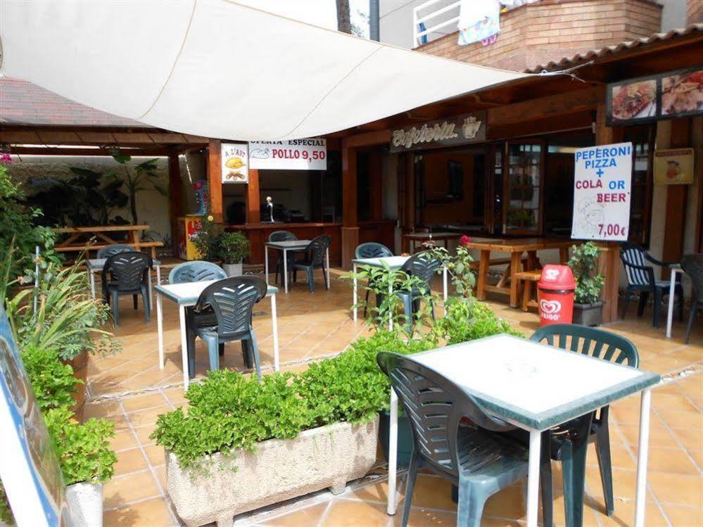 Apartamentos Eva Costa Brava ภายนอก รูปภาพ