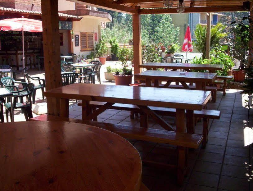 Apartamentos Eva Costa Brava ภายนอก รูปภาพ